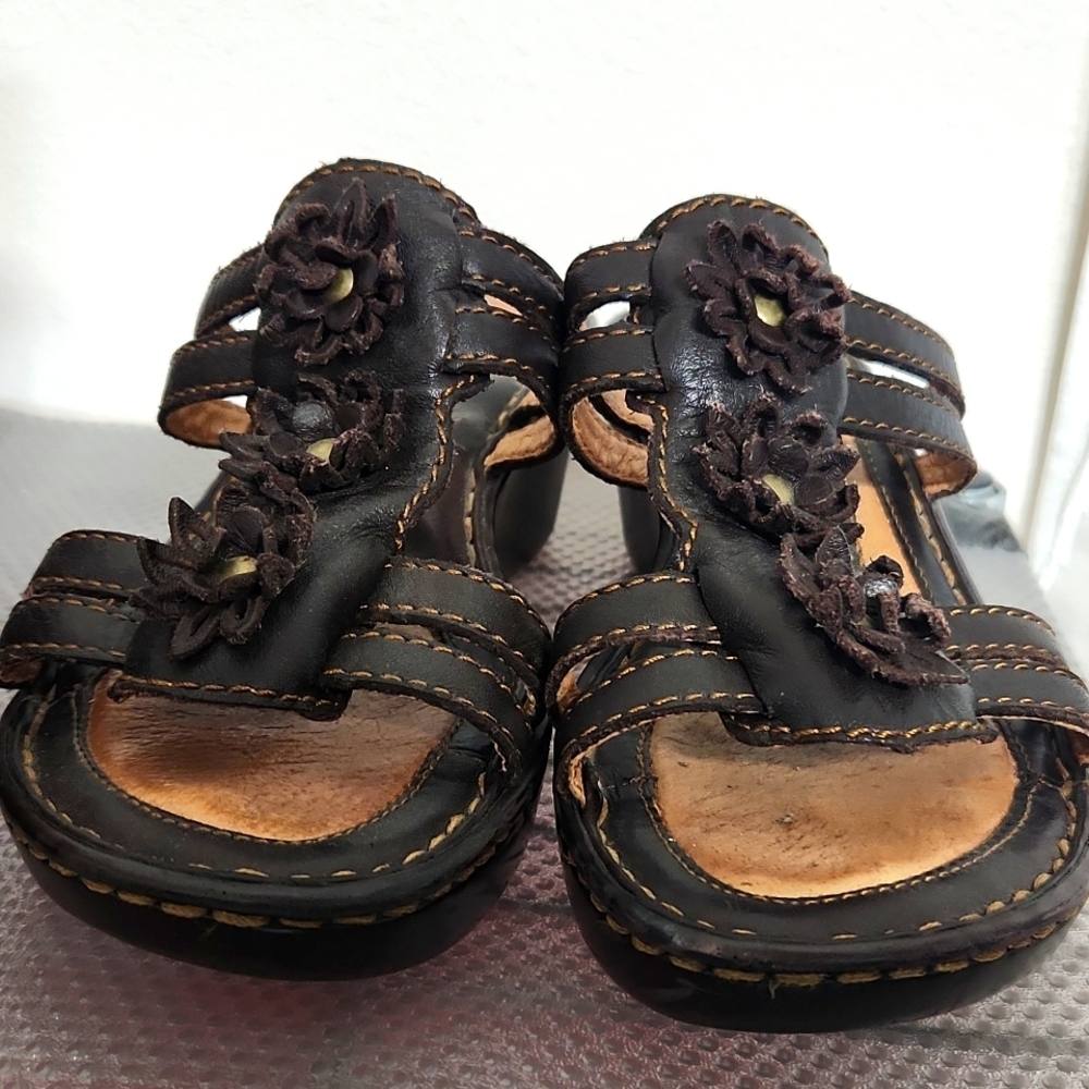 Born Wedge Slide Leather Sandal